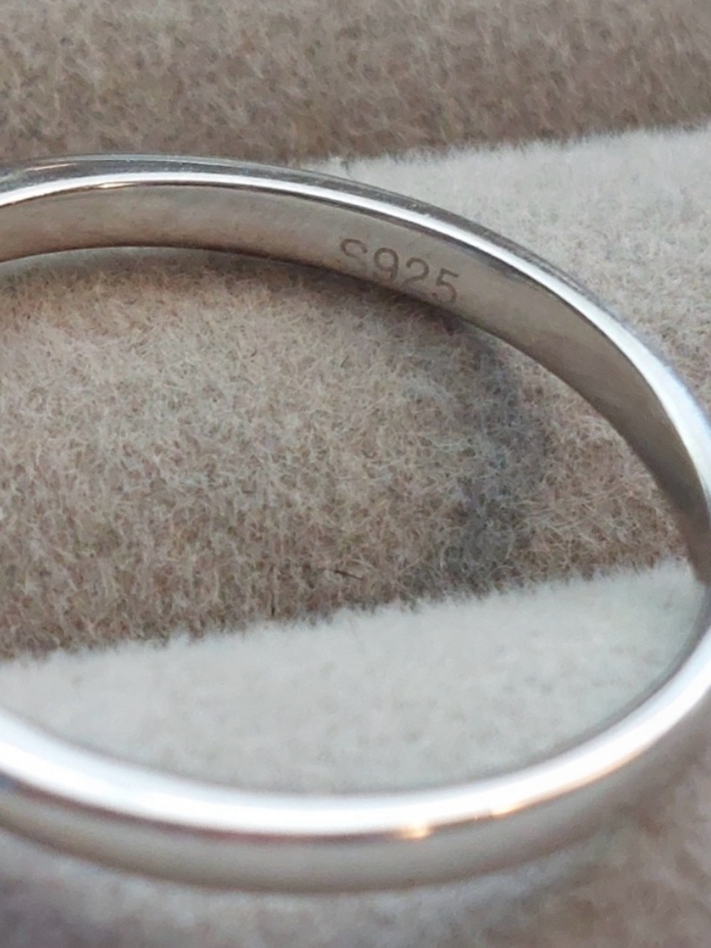 NWT Moisannite Sterling Silver 2ct Solitaire Ring, Size 9 - Picture 6 of 8